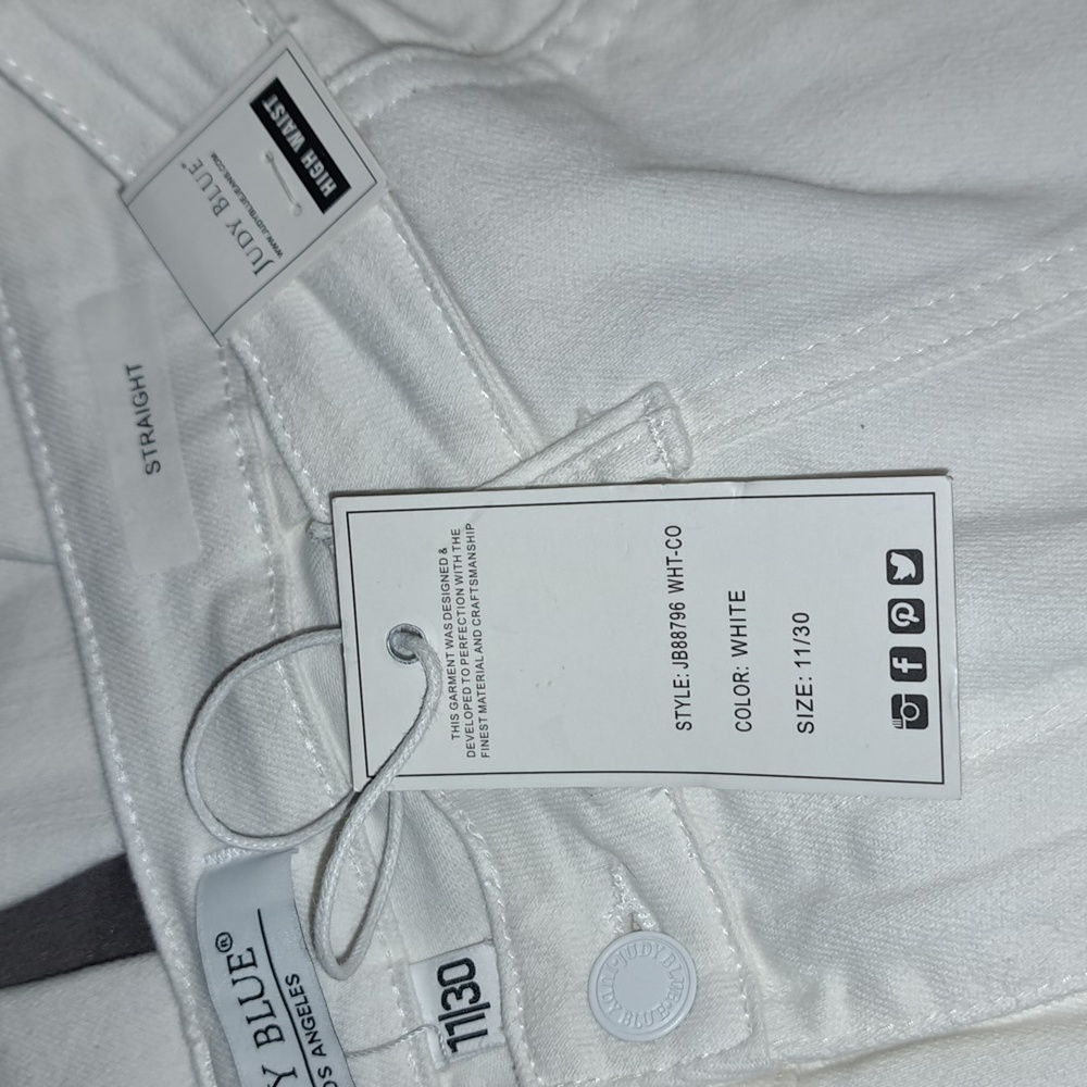 Judy Blue White High Rise Cargo Straight Jeans - Picture 3 of 10